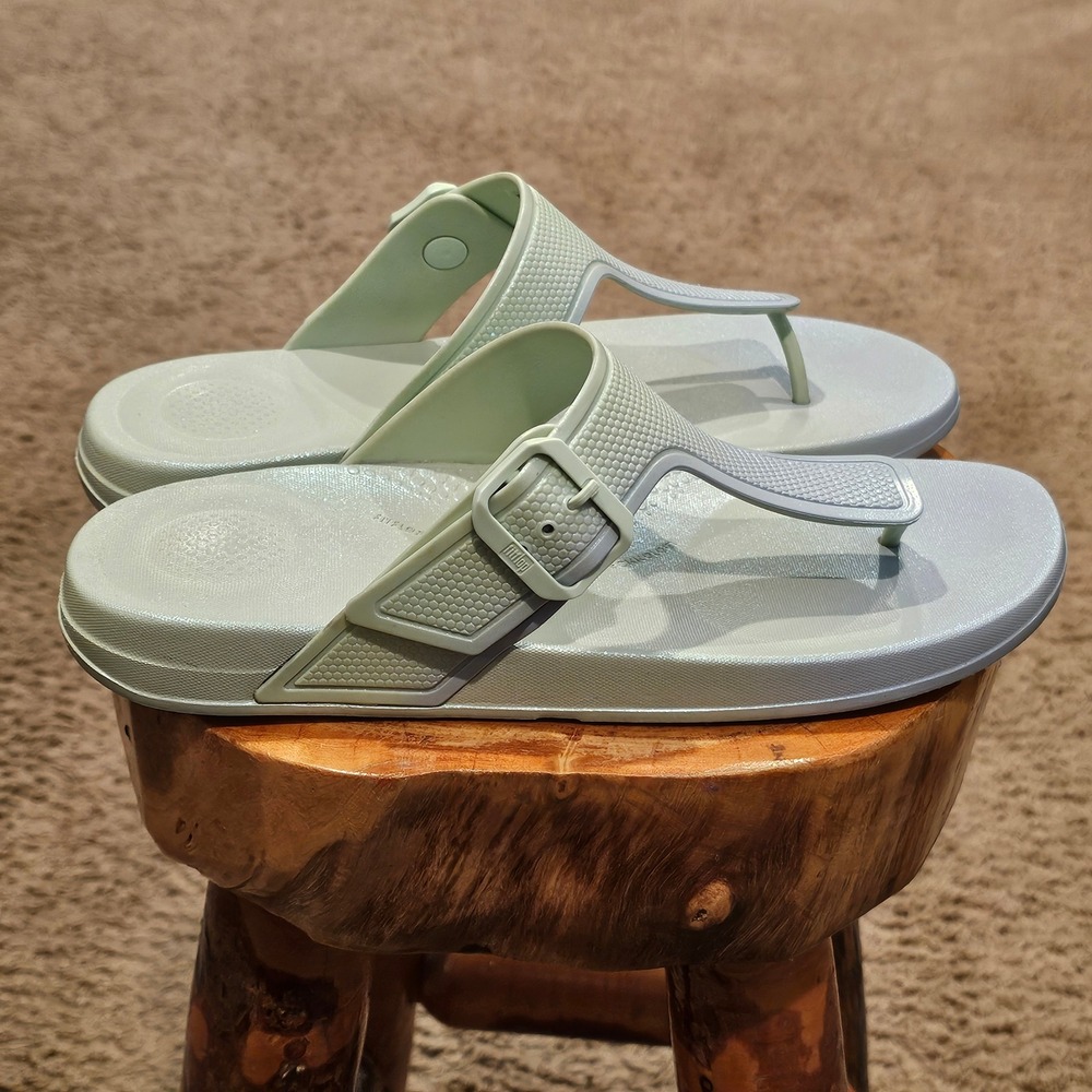 FitFlop iQushion Adjustable Buckle Sandals Mint‎ Green Shimmer HM2-B11 Womens 10